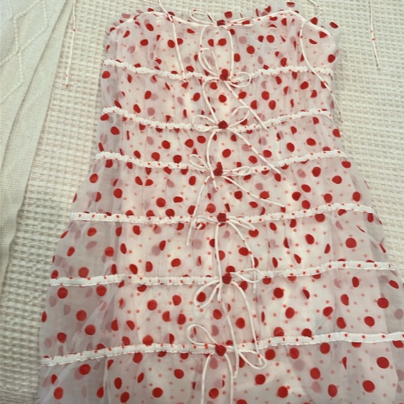 For love and lemons white polka dot dress! So so cute and never worn - Picture 2 of 4